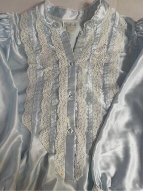 Vintage Sara Beth Blue Satin Lace Nightgown Pearl Buttons Peignoir Coquette M L